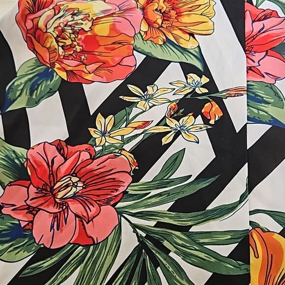 Milk & Honey Women's Tropical Floral Pattern Asymmetric Hem Maxi Dress Small Red - Picture 14 of 16